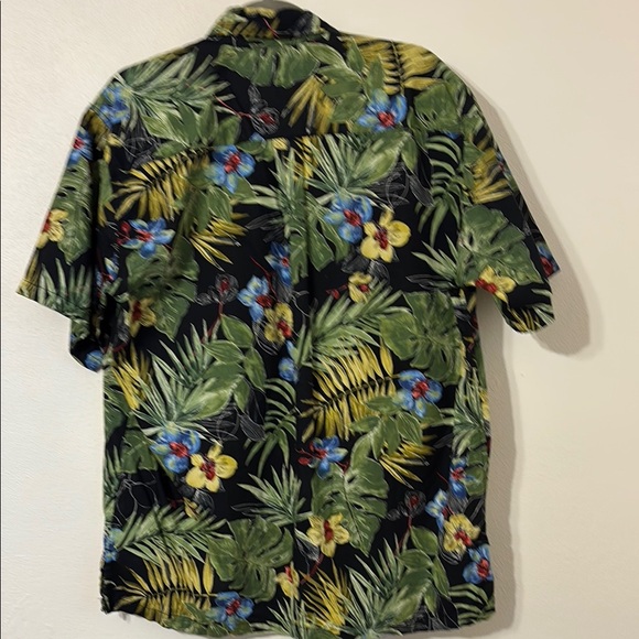 Cooke Street Honolulu black & Green Medium Button Down Shirt with Tropical Print - Picture 5 of 6